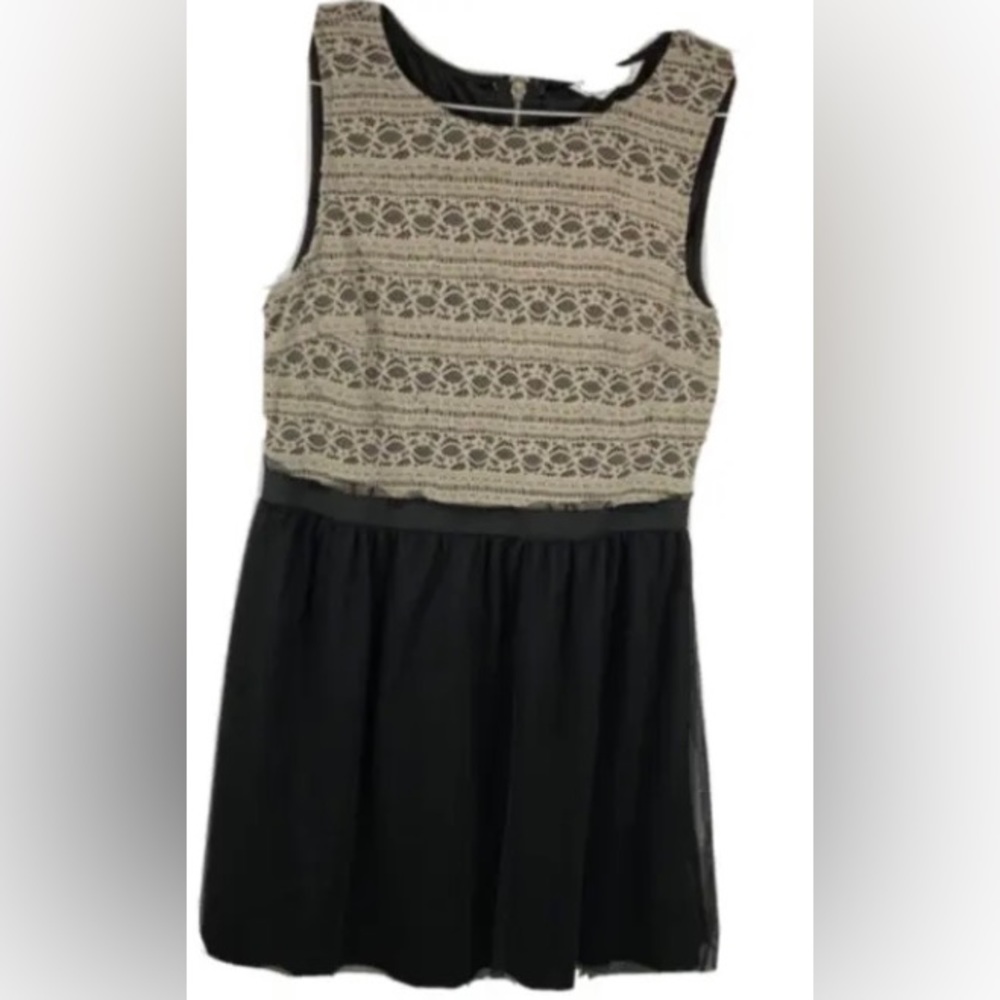 Speechless from Dillards cute black and cream lace and organza party dress NWOT!